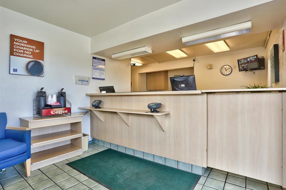 Motel 6-Youngtown, Az - Phoenix - Sun City Екстер'єр фото