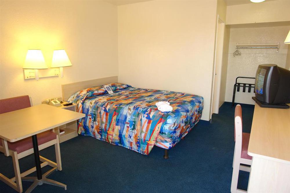 Motel 6-Youngtown, Az - Phoenix - Sun City Номер фото