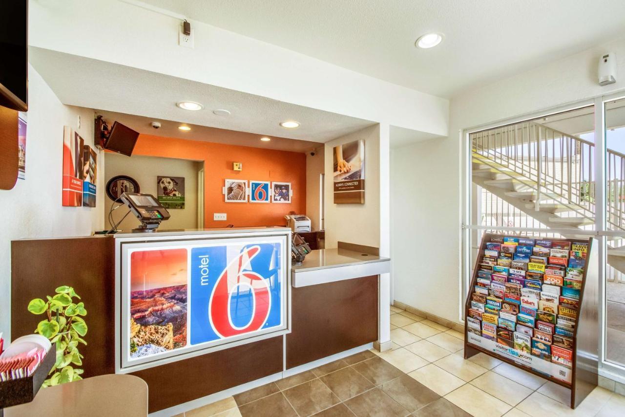 Motel 6-Youngtown, Az - Phoenix - Sun City Екстер'єр фото